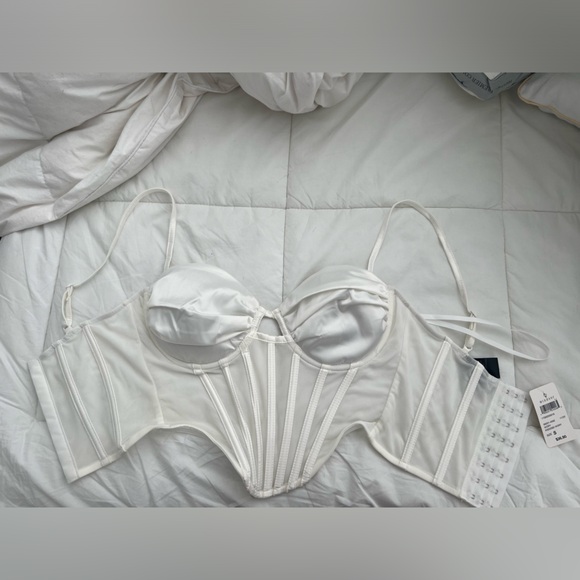 Windsor white corset top - Picture 1 of 4